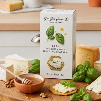 Crackers FINE CHEESE CO cu busuioc si ulei de masline extravirgin, 125g